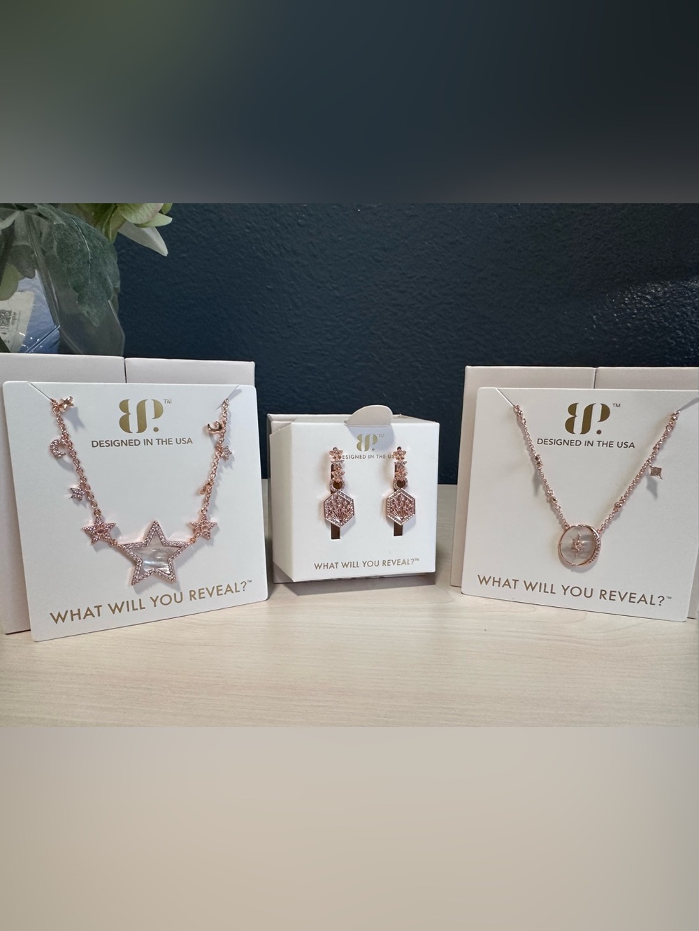 ✨ Bomb Party Halo 3-Piece Matching Jewelry Set -Rose gold plating Stars necklace